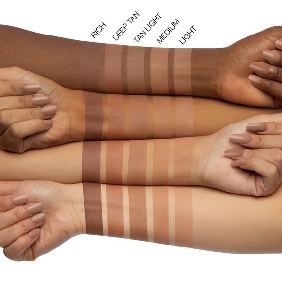 🖤 HUDA BEAUTY MINI GLOWISH SOFT RADIANCE BRONZING SUNTAN GLOW FAKE TAN TEXTURE - Picture 2 of 4